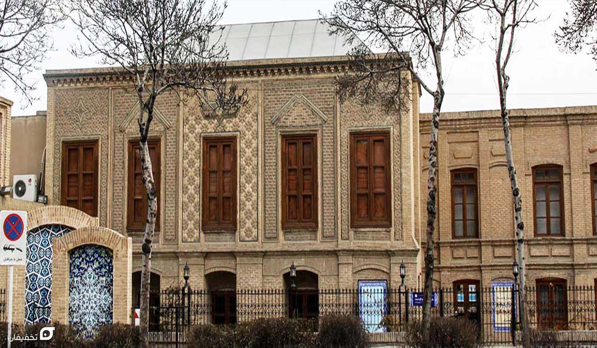 جاهای دیدنی مشهد نزدیک حرم؛ ۱۵ جای دیدنی با آدرس